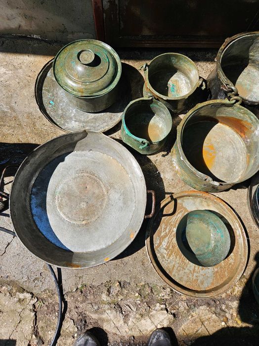 Продавам старинни медни съдове