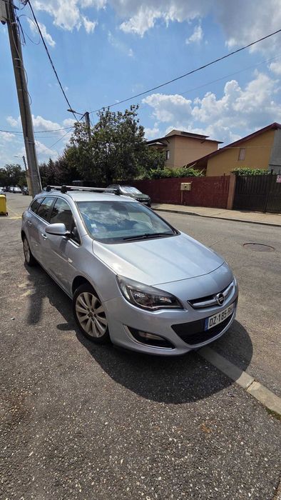 Opel Astra J Sports Tourer 1.4 benzină, 140 CP, Euro 6, 2016