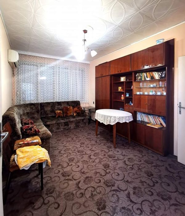 Панорамен, четиристаен тухлен апартамент в центъра