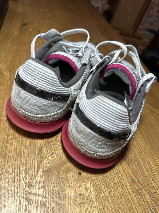 Детски тренировъчни маратонки Nike