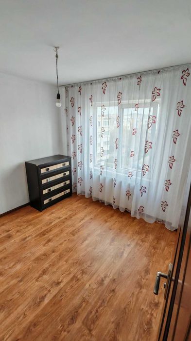 APARTAMENT DE VANZARE CU 3 CAMERE in Sighisoara-Semiutilat si mobilat