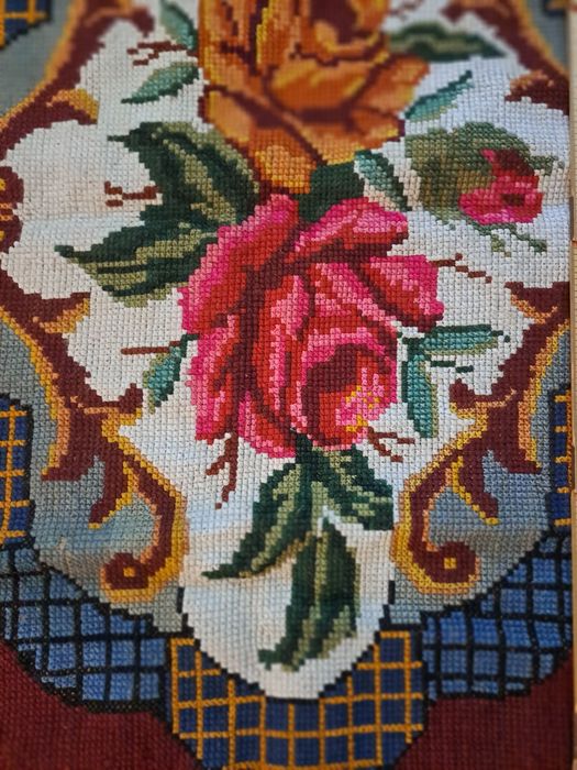 Carpeta perete de lana, manufacturata