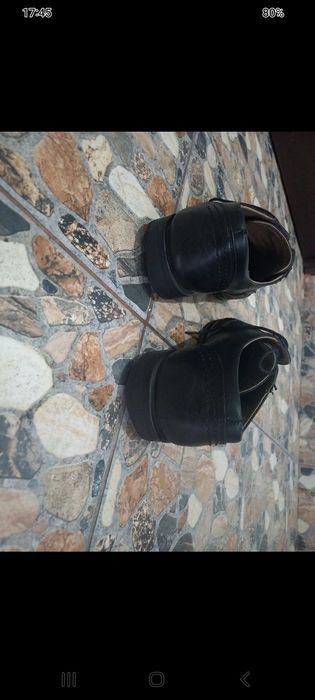 Pantofi din piele marca Lasoki marimea 44-45 in stare perfecta