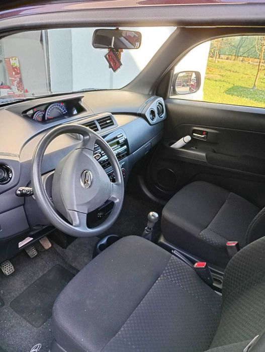 Vand Daihatsu Materia 1,5