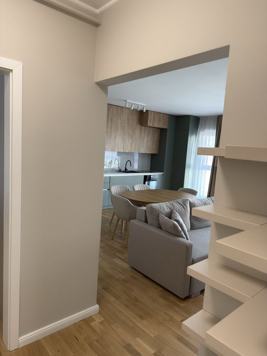 Inchiriez apartament 60 mp in bloc nou cu parcare subterana la 5 min de Iulius Mall