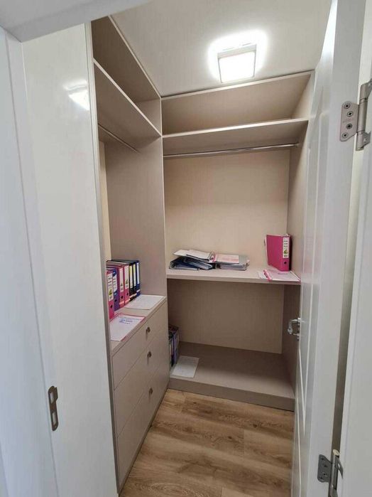 Продава се Двустаен апартамент в Пловдив, Център - 130 кв.м за 1154 €/кв.м - Снимка #4