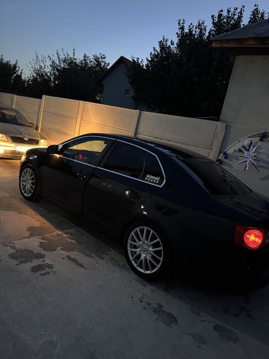 VOLKSWAGEN Jetta 2008 — imagine 4