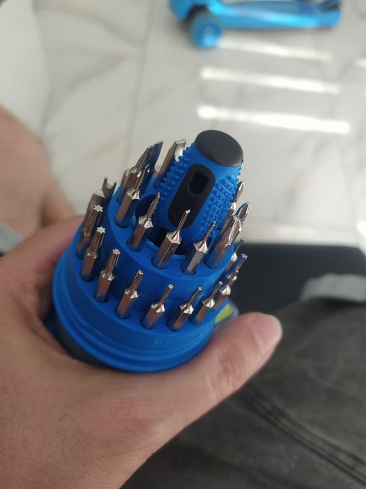 Отвёртки с насадками для мелких работ