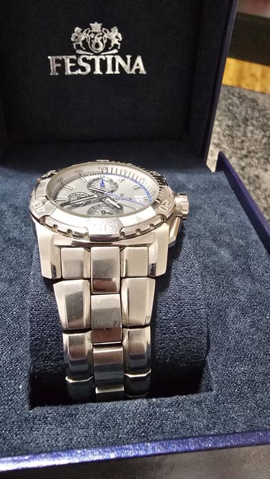 Ceas Festina mai multe modele , lot ceasuri personale