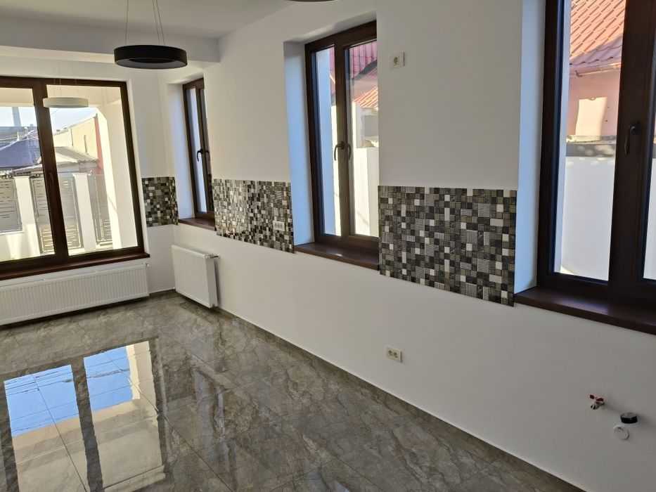 Proprietar,vând vila nouă,zona Cora Brătianu Constanța