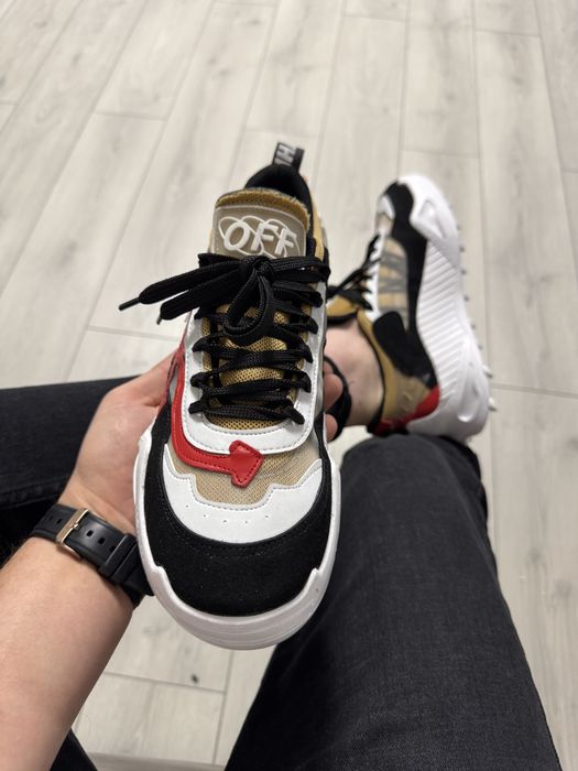 Adidasi Barbati “OFF White” Multicolor!