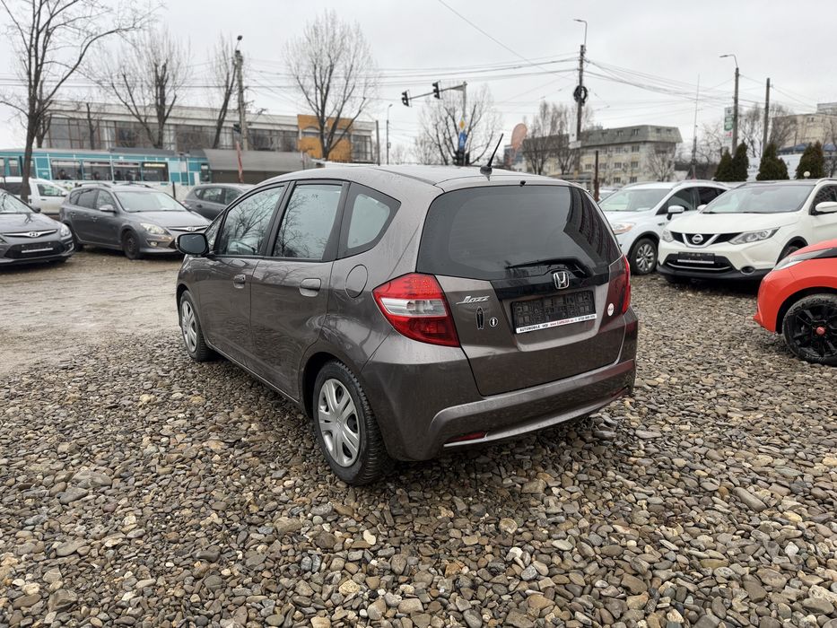 Honda Jazz 1.4 ivtec 100 cp, 2011, rate fara avans, garantie 12 luni!