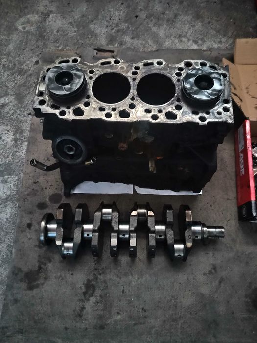 Бутала и Блок за Тойота 2.0 дизел,116 к.с