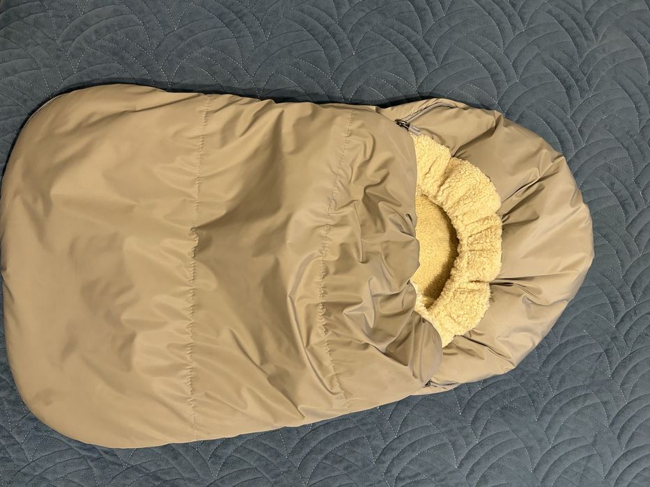 продам детский теплые  комплекты 3в1