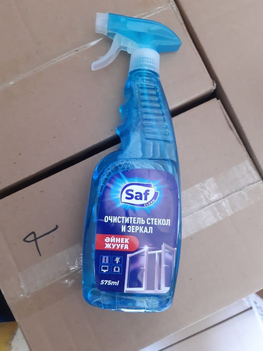 Стеклочиститель спрей