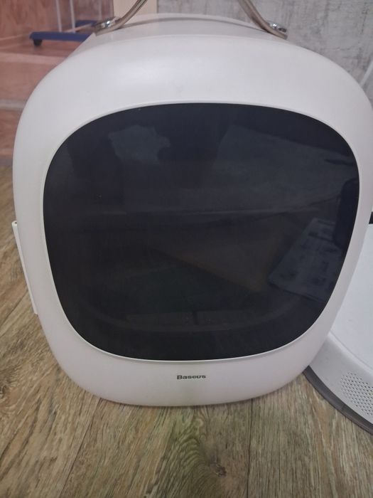 Продам маленький холодильник