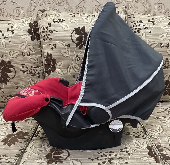 Автокресло-переноска фирма Juniors