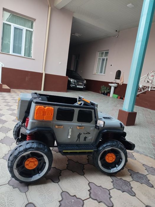 Arzonga bervoraman bolalar mashinasi yangi