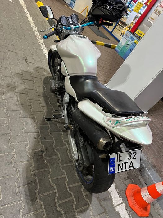 Honda Hornet 919