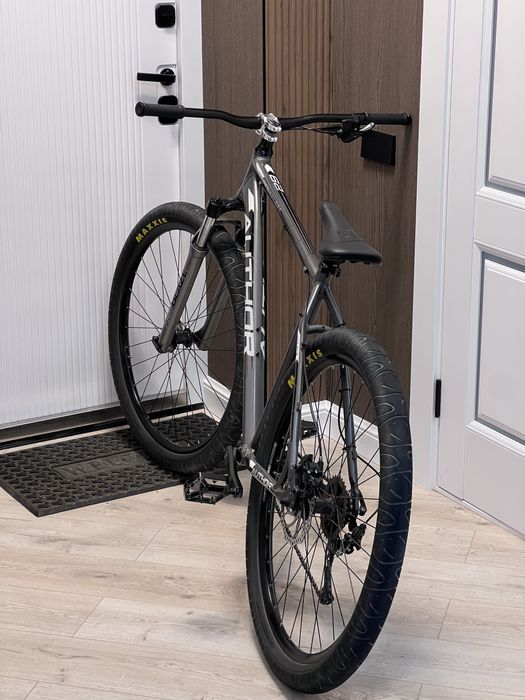 Стант/стрит байк, оригинал AUTHOR