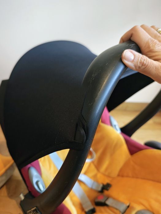 Столче за кола Maxi Cosi CabrioFix
