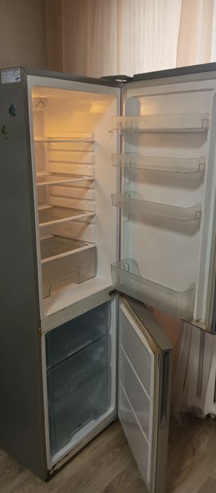 Продам холодильник Самсунг
