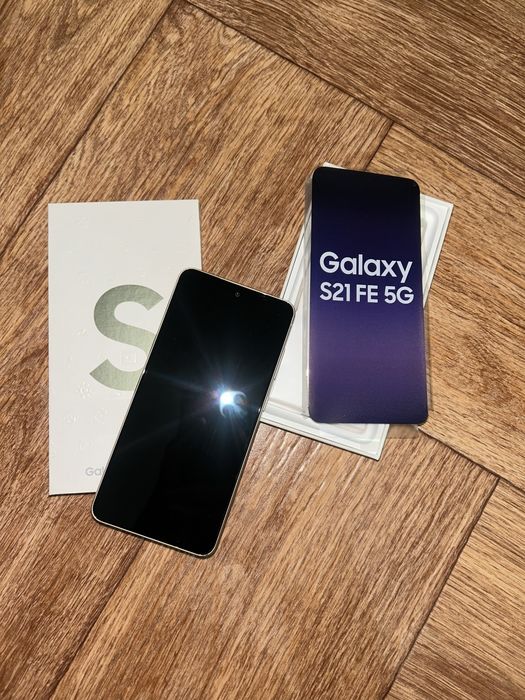 Продам Samsung Galaxy S21FE