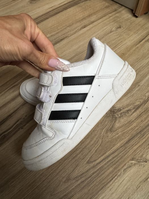 Детски оригинални кожени маратонки adidas TEAM COURT 2 STR CF ! 33 н