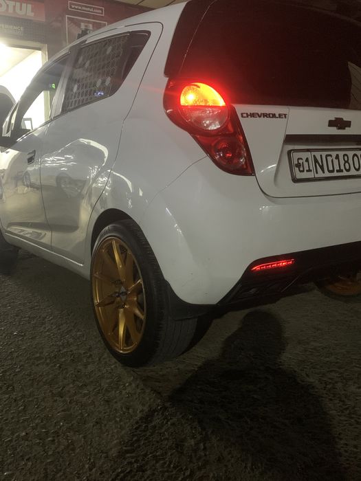 Diska sotiladi 205 45 R17 holati ideal operativni boltlari bn beraman