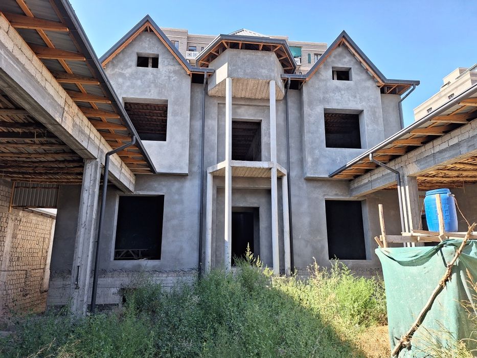 Янгихает, шокирарик мах. 5 сотик участка. Метрога 400м.