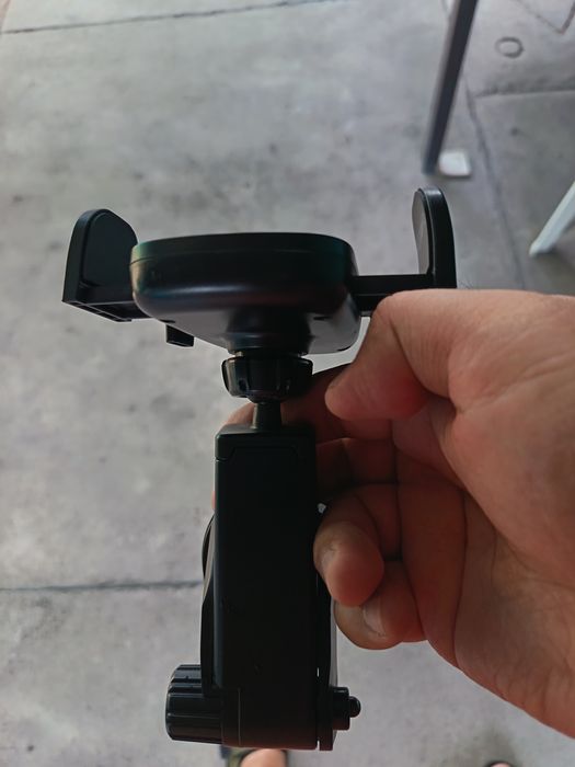 Магнитный держатель для авто