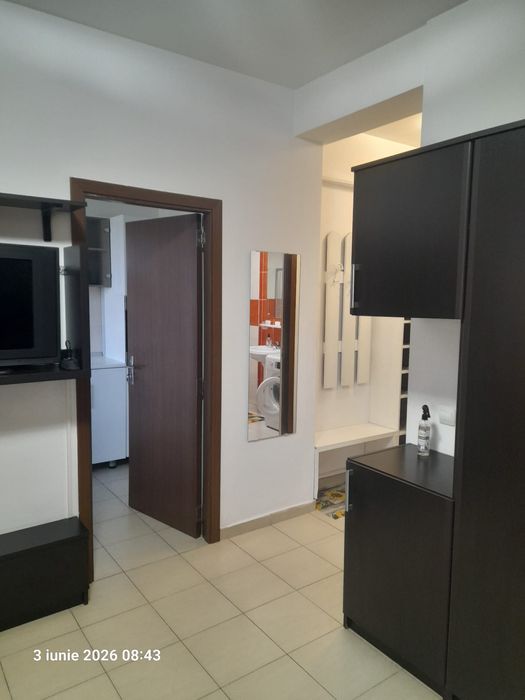 Garsoniera de închiriat