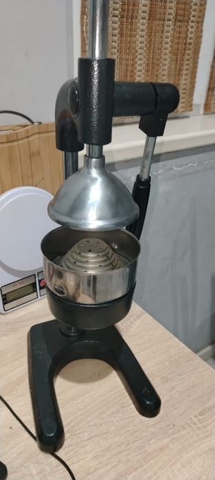 Соковыжималка гранат