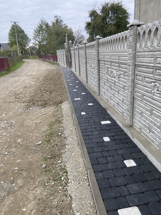 Montez pavaj si bordure