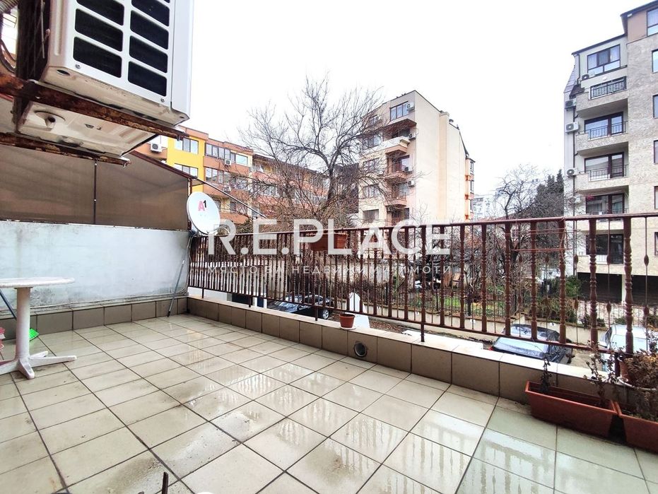 Продава се Двустаен апартамент в Варна, Левски - 88 кв.м за 1072 €/кв.м - Снимка #5