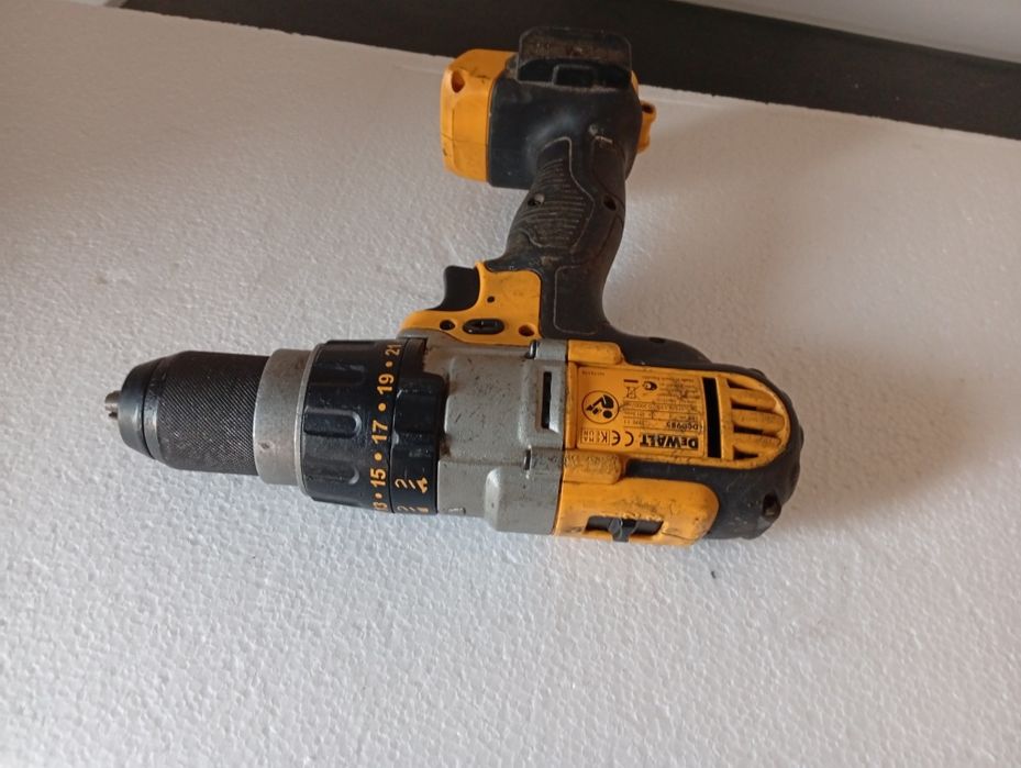 Corp dewalt 18v 3 trepte de viteza