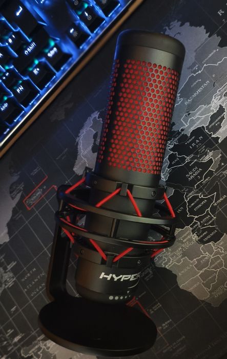 HyperX QuadCast USB кондензаторен микрофон – професионално аудио