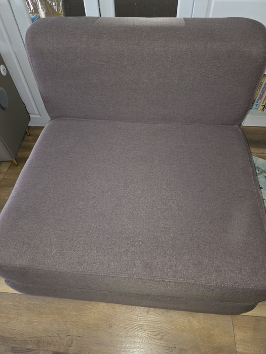 Бескаркасный диван, кресла