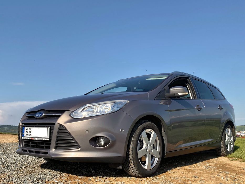FORD Focus 2013 — imagine 3