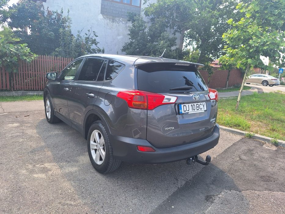 TOYOTA RAV 4 4x4 an 2014