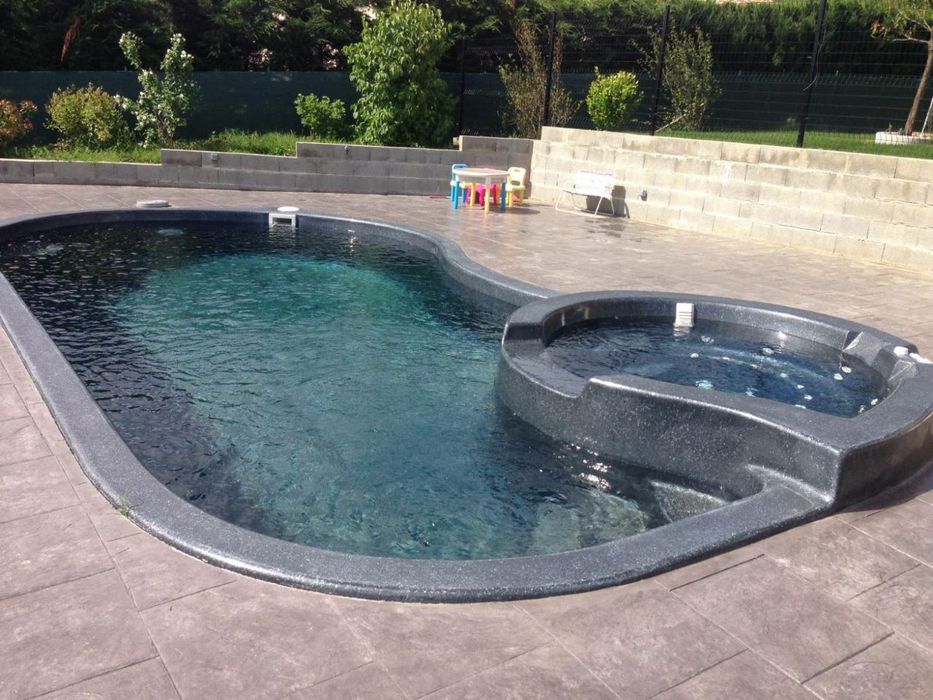 Композитный бассейн