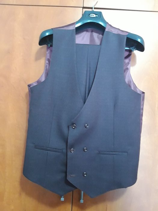 Vand costum barbatesc