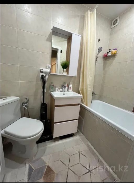 Продам квартиру 3 х комнатную