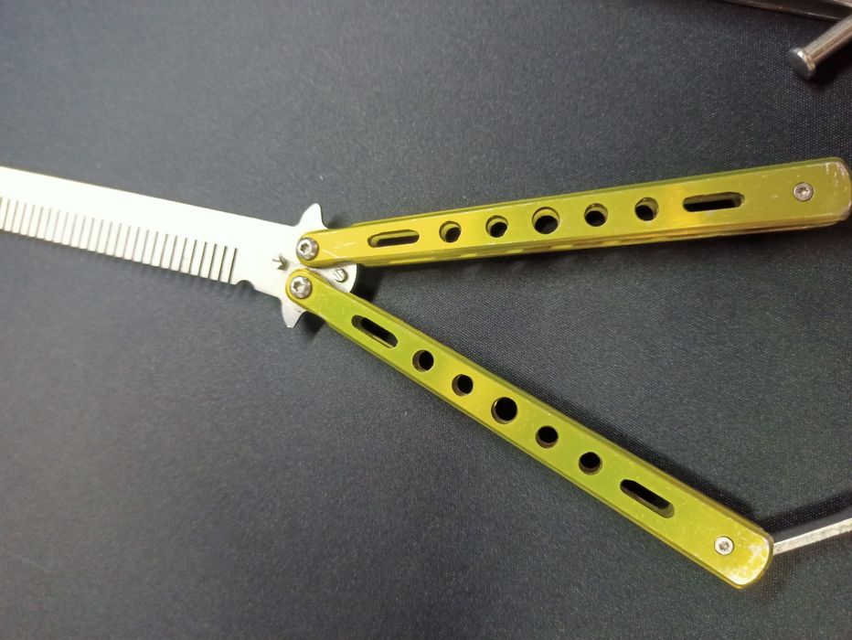 Расческа бабочка