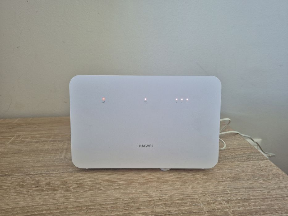 Huawei 4G CPE 3 Model B530-336 300mbps  Dual Band neutilizat