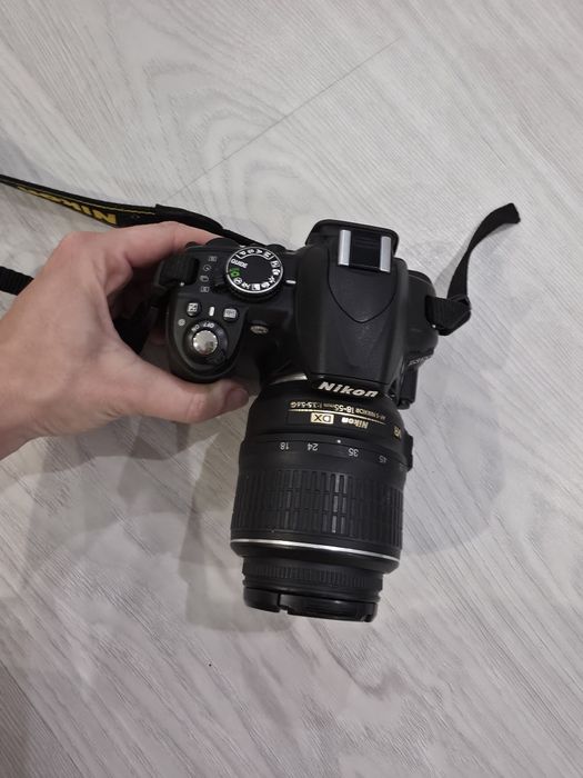 Продам фотоаппарат Nikon D3100