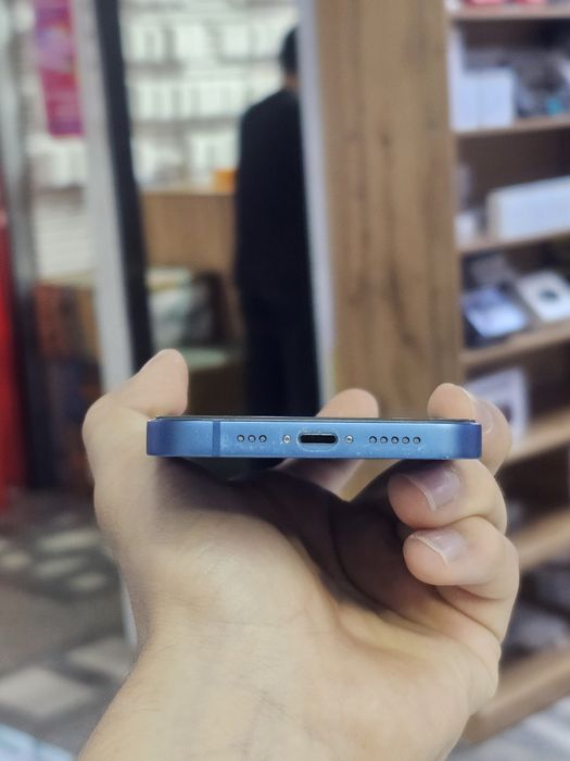 IPhone 13 Ocean Blue 128gb