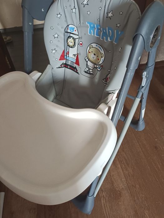 Продаю стульчик - качели для кормления