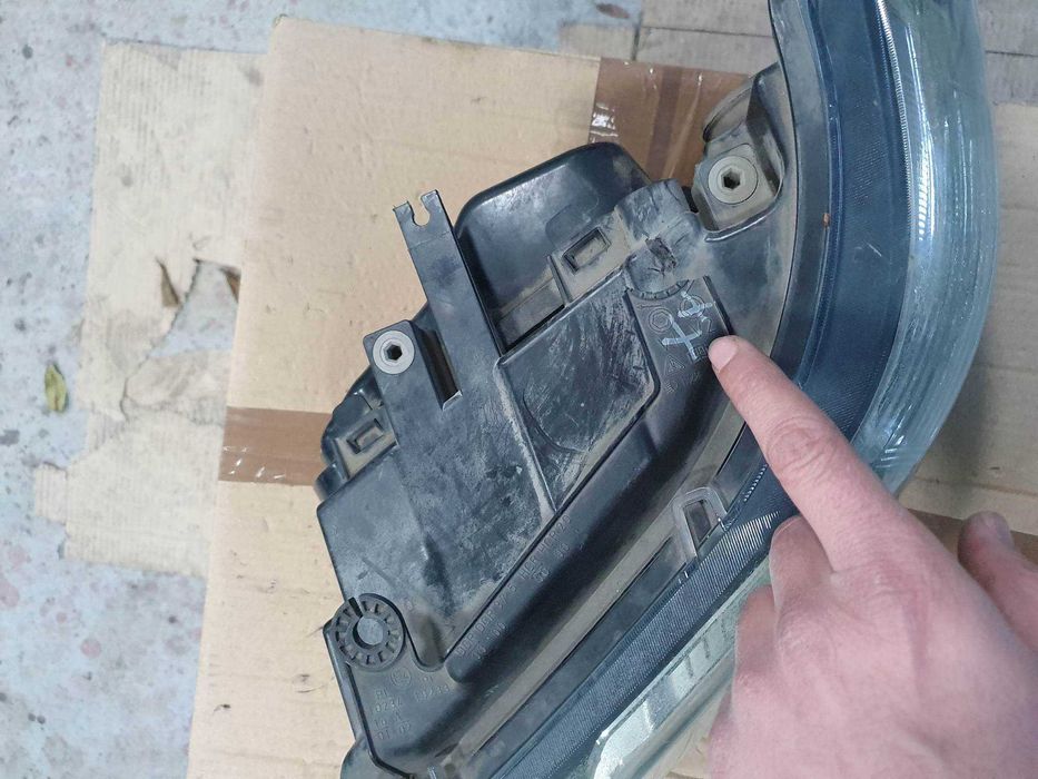 far xenon stanga land rover freelander 2