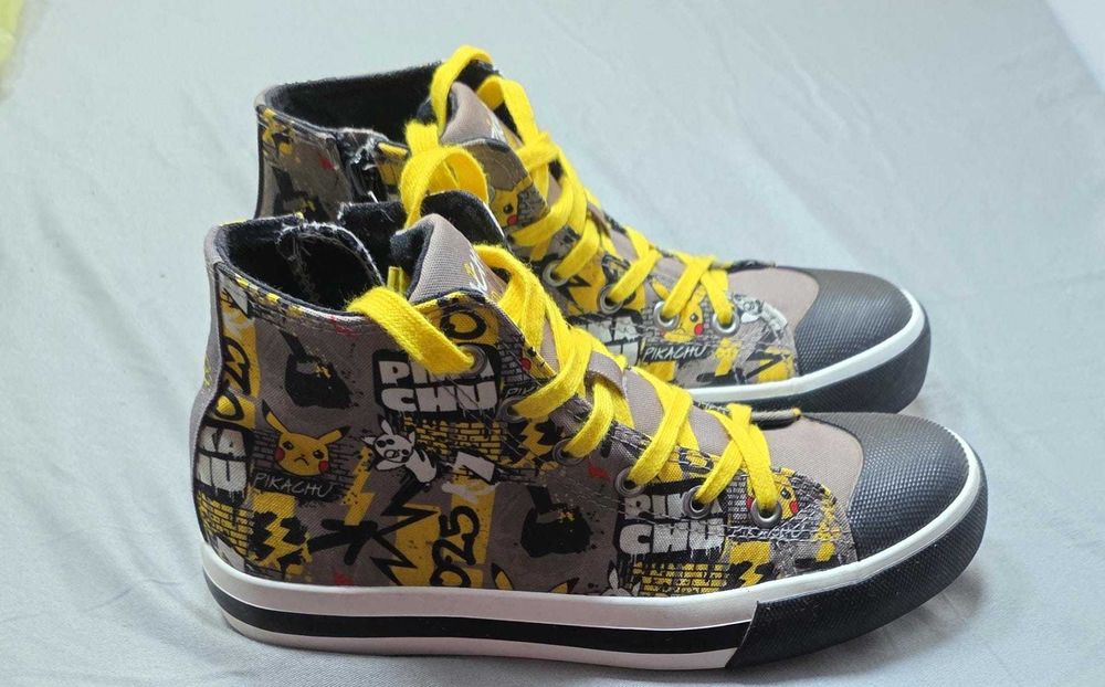 Pokemon Boy's High Top Sneakers , marimea 36